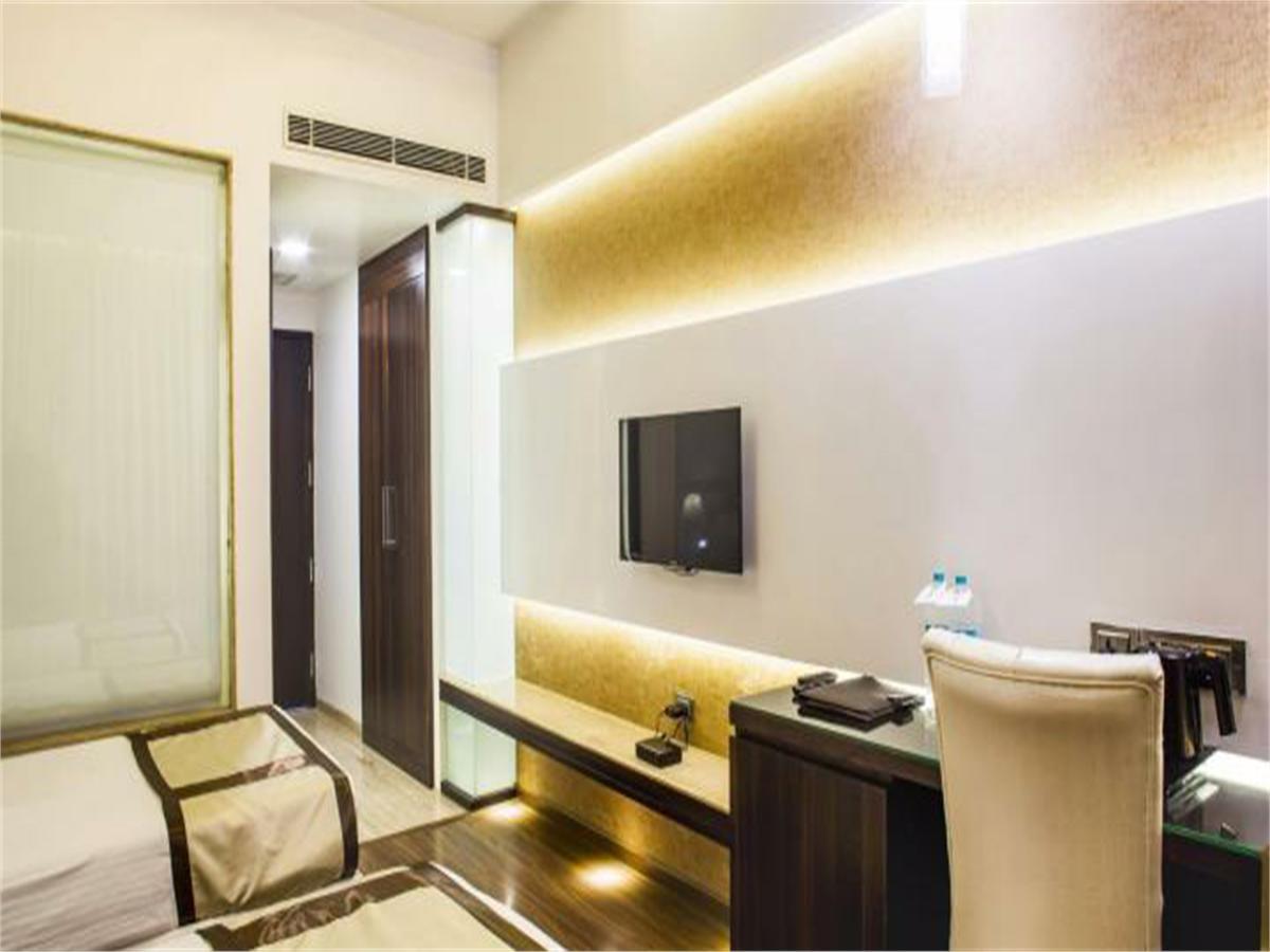 Viceroy Inn Dehradun Ngoại thất bức ảnh