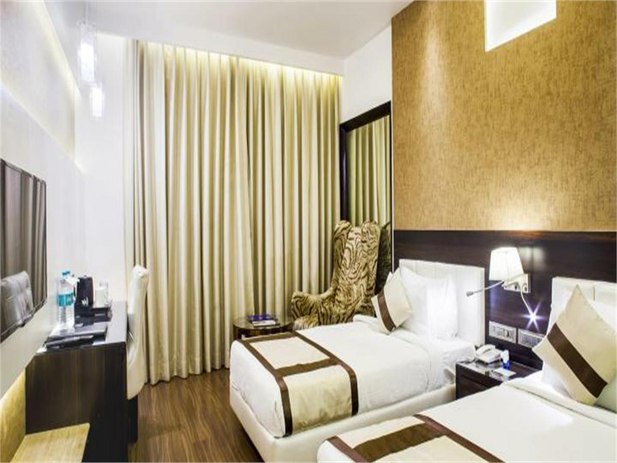 Viceroy Inn Dehradun Ngoại thất bức ảnh