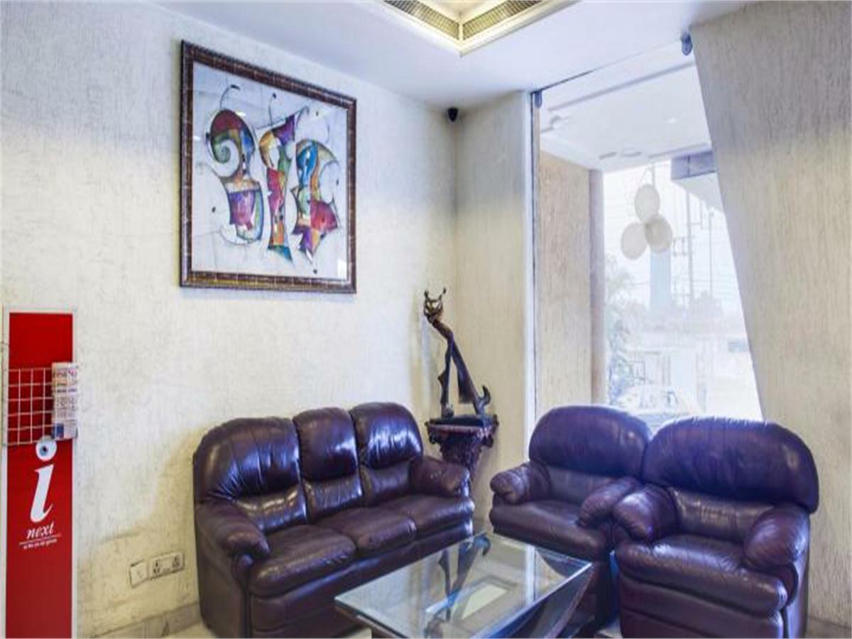 Viceroy Inn Dehradun Ngoại thất bức ảnh