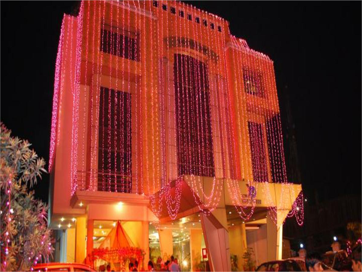 Viceroy Inn Dehradun Ngoại thất bức ảnh